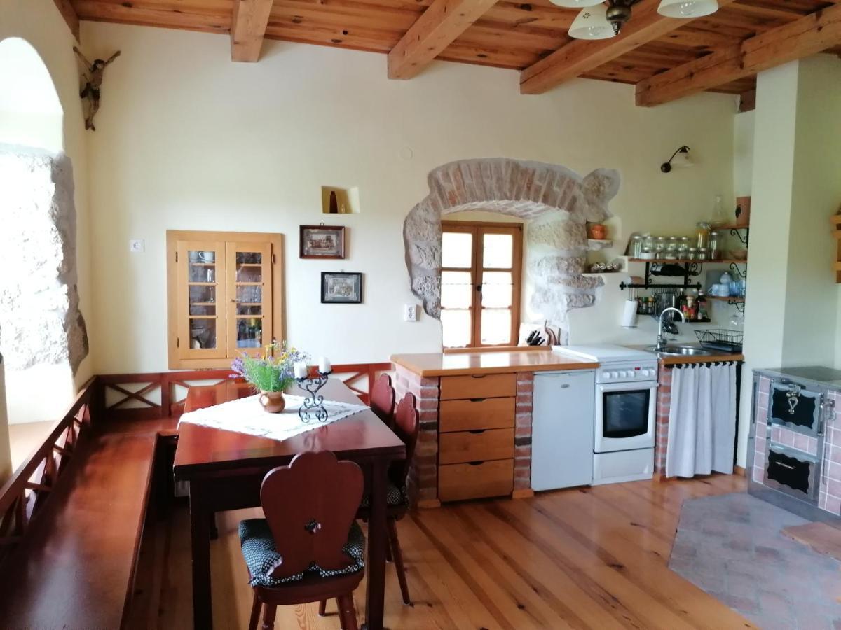 Holiday House Apartment Voukov Mlin Smarje pri Jelsah Exteriör bild
